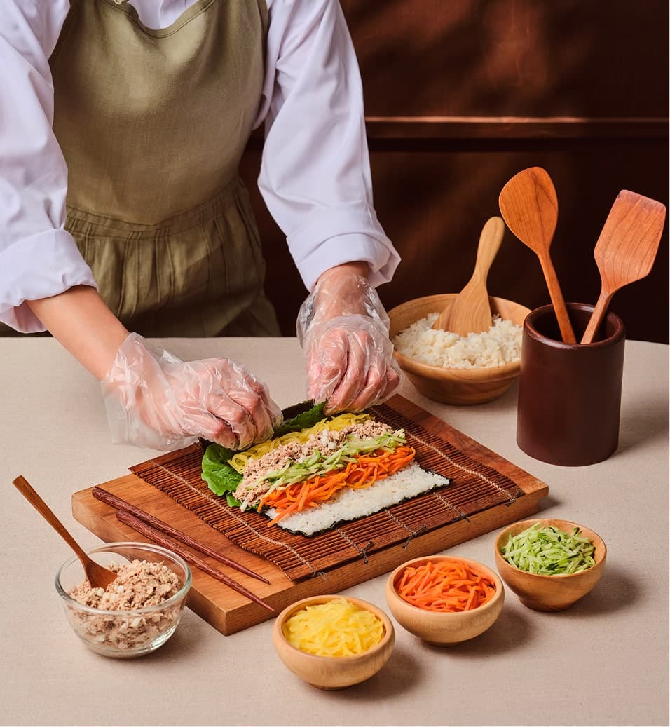 집밥 반찬이
김밥 속으로!